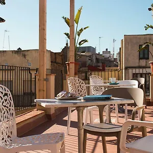 https://amfores-boutique-guest-house.topbarcelonahotels.com